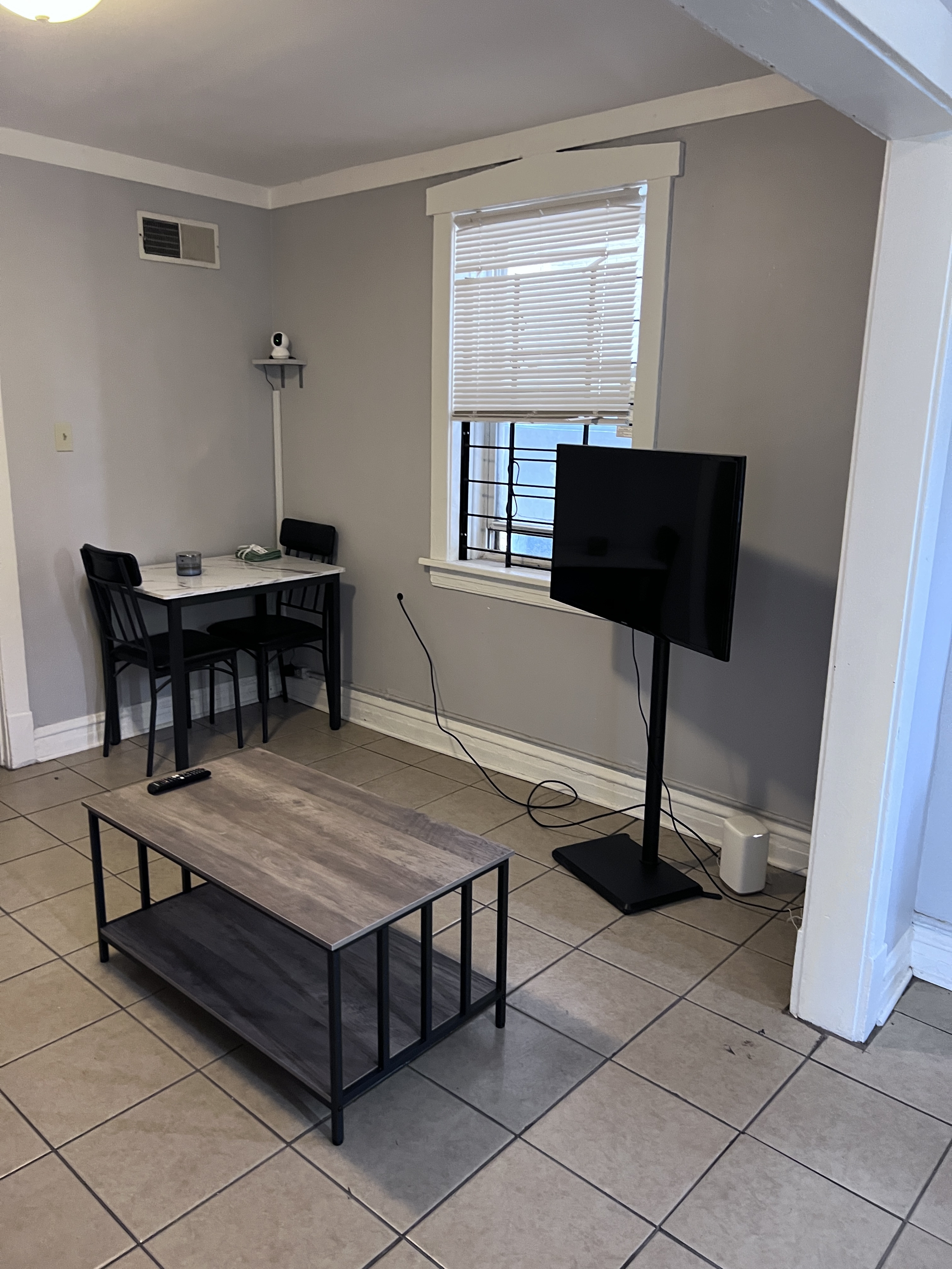 1380 Jackson Street - BSE